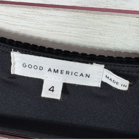 Good American All Day Ribbed Velvet Deep V Neck Bodysuit Black 4 XL - Picture 12 of 16